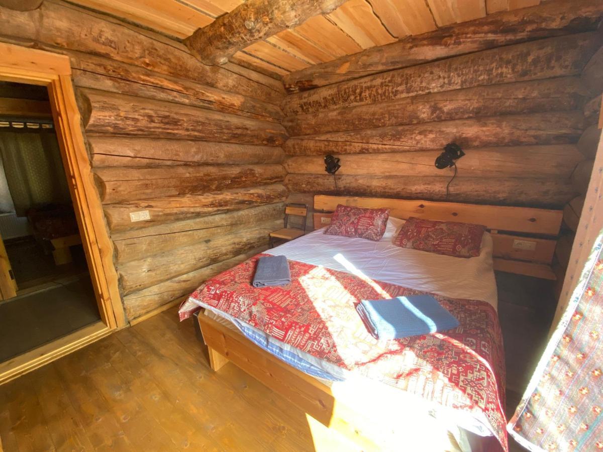 Mountain Cricket Chalets And Apartments Gudauri Luaran gambar