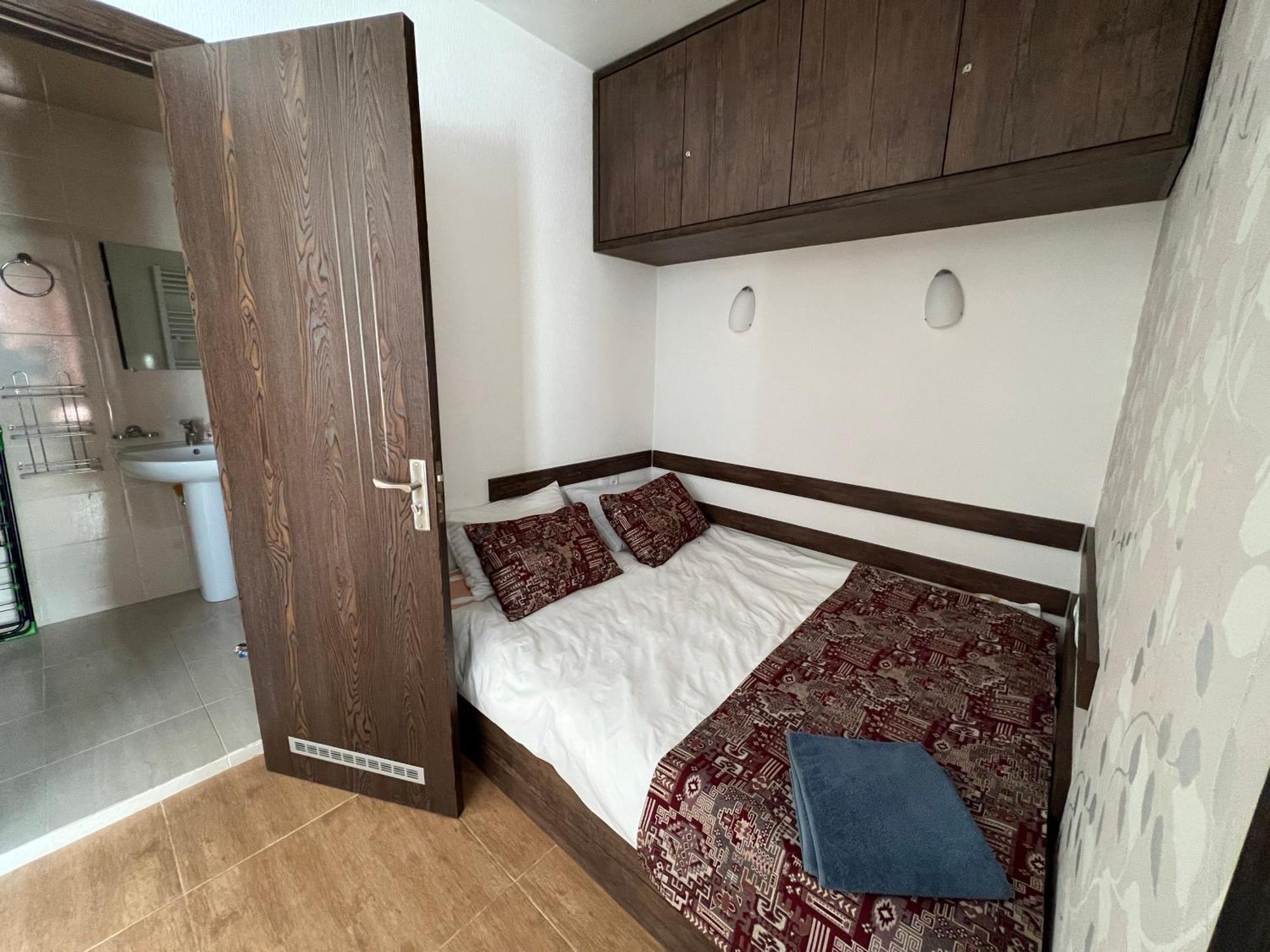 Mountain Cricket Chalets And Apartments Gudauri Bilik gambar