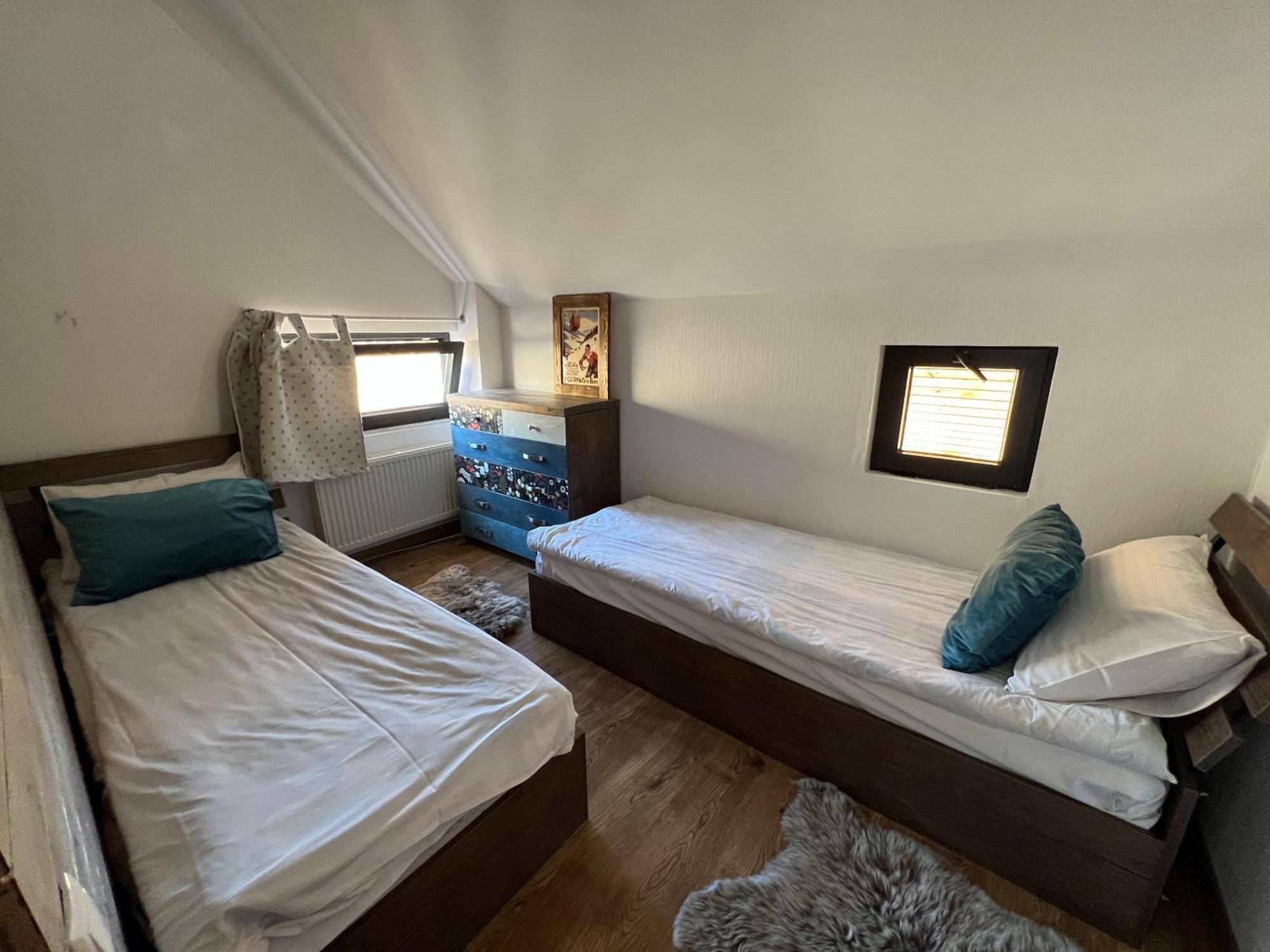 Mountain Cricket Chalets And Apartments Gudauri Bilik gambar