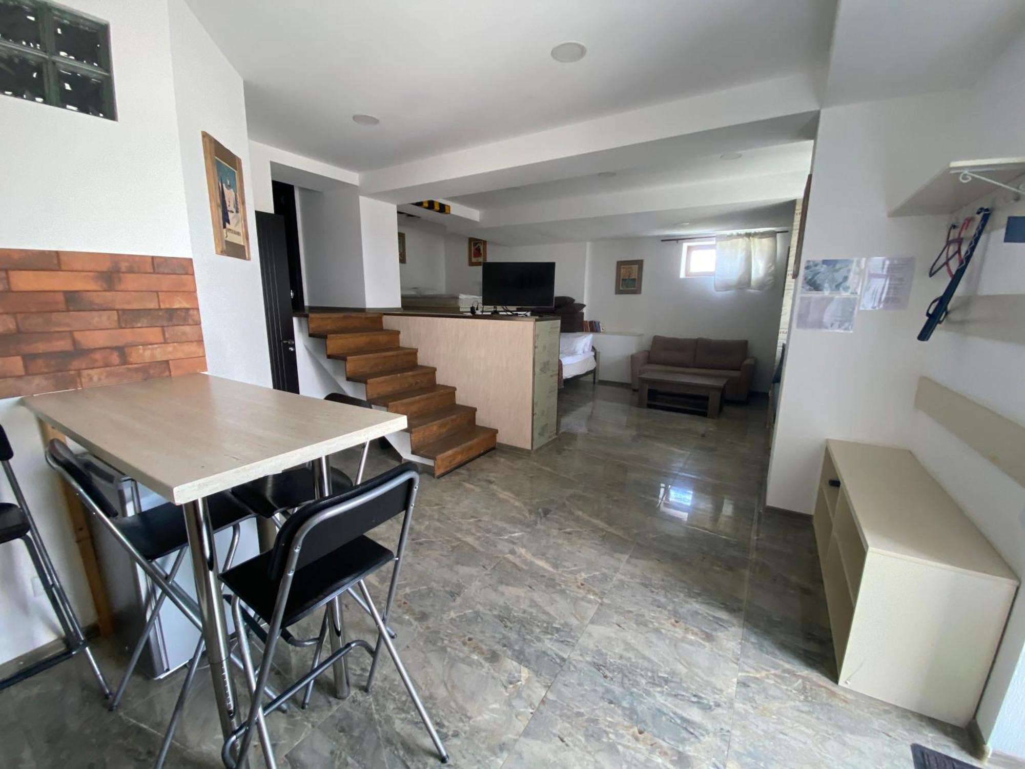 Mountain Cricket Chalets And Apartments Gudauri Bilik gambar