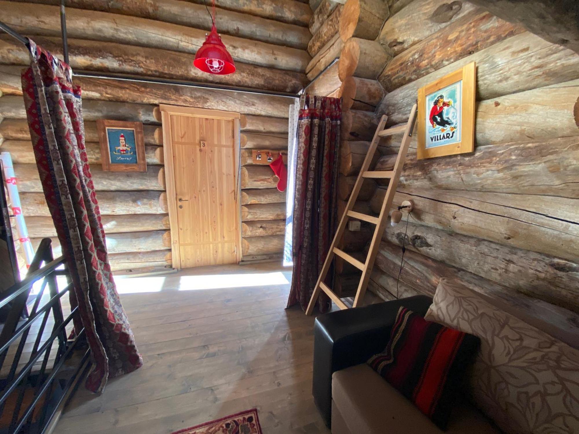 Mountain Cricket Chalets And Apartments Gudauri Bilik gambar